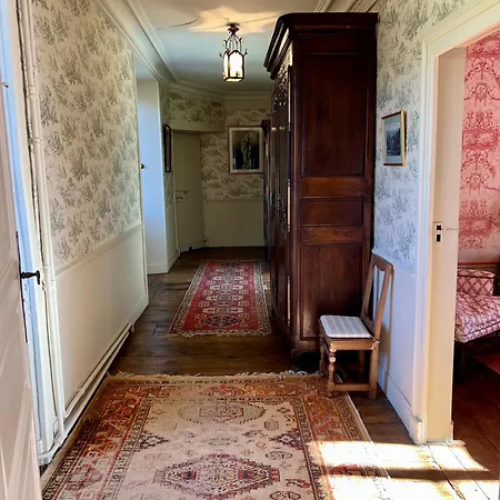Chateau De La Voulte Bed & Breakfast